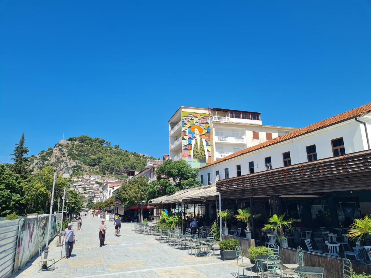 Daniel City Center Apartment Berat Exterior photo